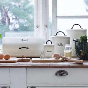 Kitchen storage