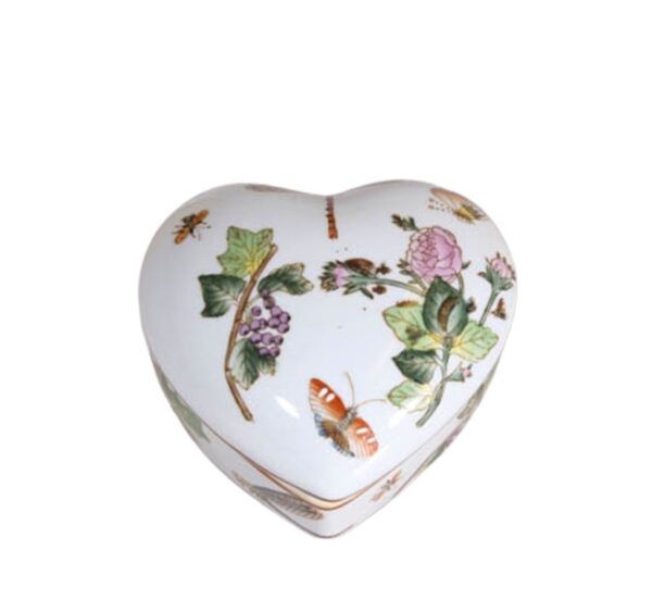 Porcelain box Garden