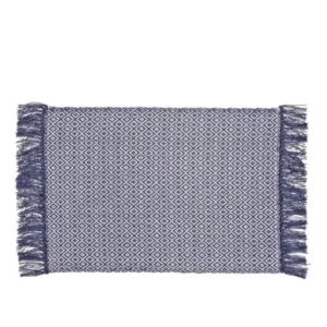 Blue placemat with fringes.
